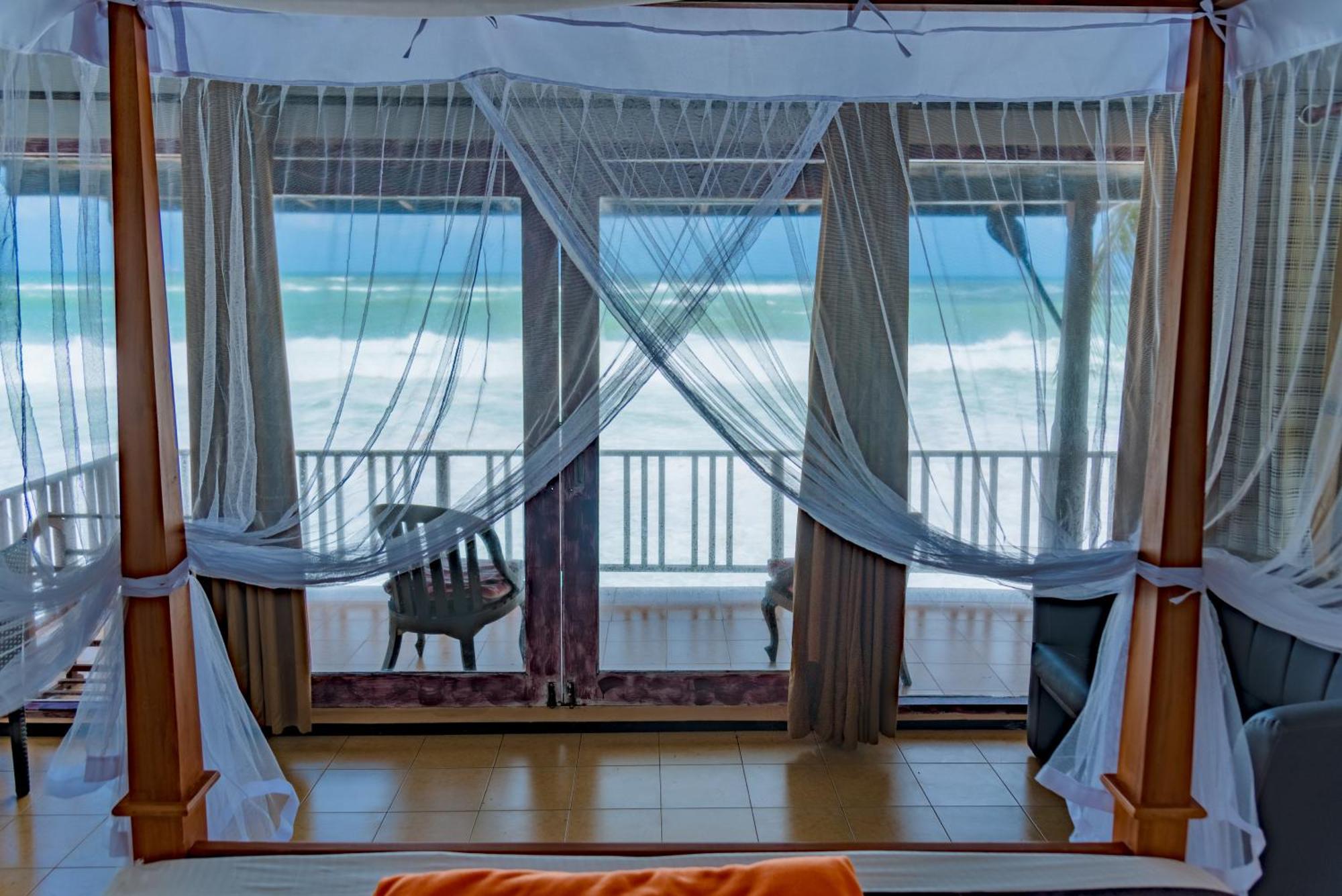 Amor Beach ウナワトゥナ エクステリア 写真